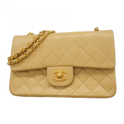 Pre-owned Chanel Leather Shoulder Bag () In Sand