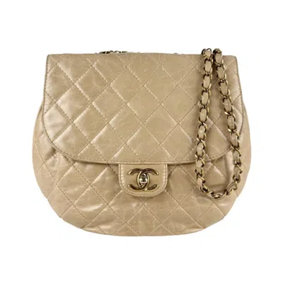 Pre-owned Chanel Leather Shoulder Bag () In Sand