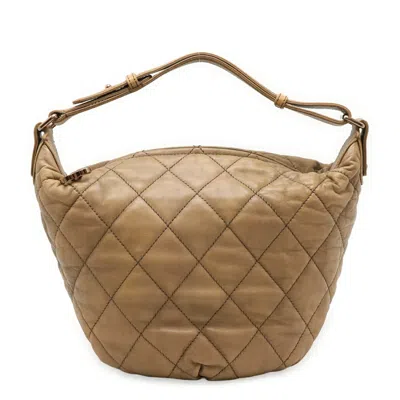 Pre-owned Chanel Leather Shoulder Bag () In Sand