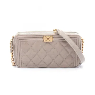 Pre-owned Chanel Leather Shoulder Bag () In Sand