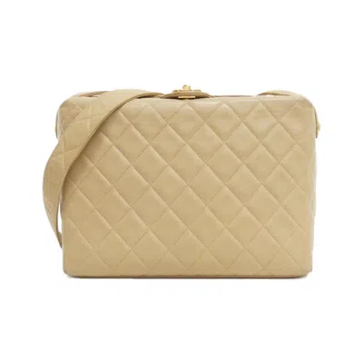 Pre-owned Chanel Leather Shoulder Bag () In Sand