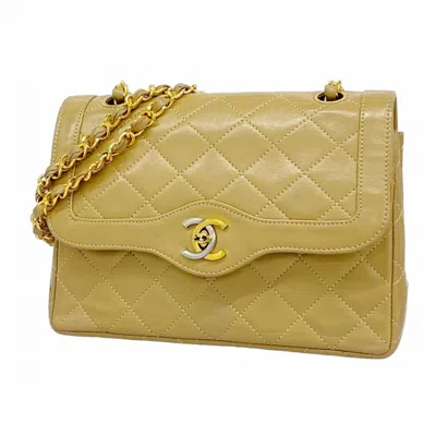 Pre-owned Chanel Leather Shoulder Bag () In Sand