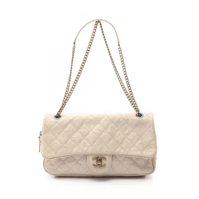 Pre-owned Chanel Leather Shoulder Bag () In Sand