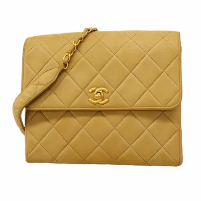 Pre-owned Chanel Leather Shoulder Bag () In Sand