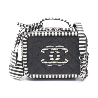 Pre-owned Chanel Leather Shoulder Bag Vanity Bag () In Multi