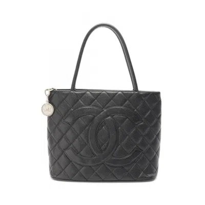 Pre-owned Chanel Leather Tote Bag () In Black