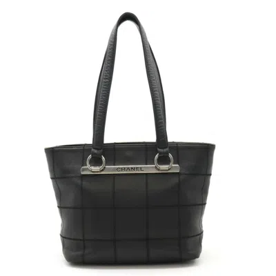 Pre-owned Chanel Leather Tote Bag () In Black