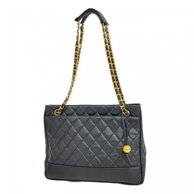 Pre-owned Chanel Leather Tote Bag () In Black