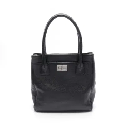 Pre-owned Chanel Leather Tote Bag () In Black