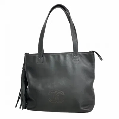 Pre-owned Chanel Leather Tote Bag () In Black