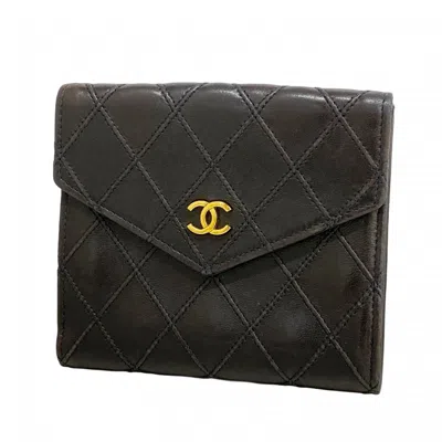 Pre-owned Chanel Leather Wallet (bi-fold) () In Black