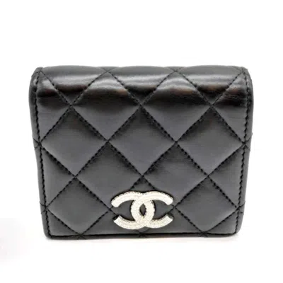 Pre-owned Chanel Leather Wallet (bi-fold) () In Black