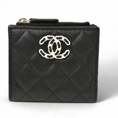 Pre-owned Chanel Leather Wallet (bi-fold) () In Black