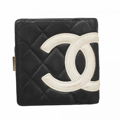Pre-owned Chanel Leather Wallet (bi-fold) () In Multi