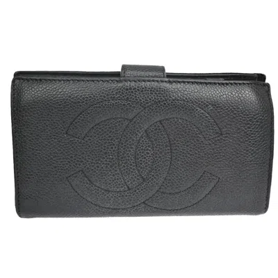 Pre-owned Chanel Leather Wallet () In Black