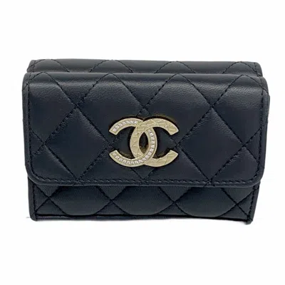 Pre-owned Chanel Leather Wallet (tri-fold) () In Black