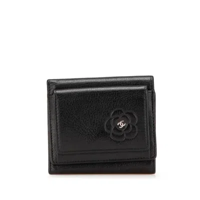 Pre-owned Chanel Leather Wallet (tri-fold) () In Black