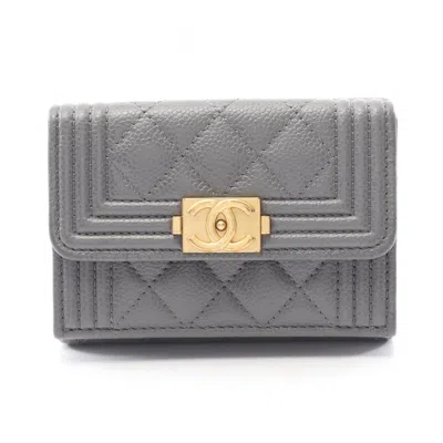 Pre-owned Chanel Leather Wallet (tri-fold) () In Gray
