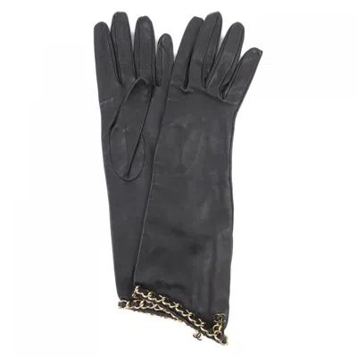 Pre-owned Chanel Leather Warm Gloves () In Black