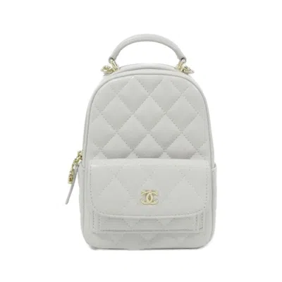 Pre-owned Chanel Light Gray Grained Calfskin Backpack ()