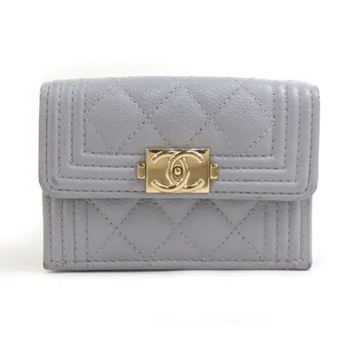 Pre-owned Chanel Light Gray Grained Calfskin Wallet (tri-fold) ()