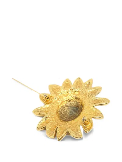 Pre-owned Chanel Lion-head Brooch In Gold
