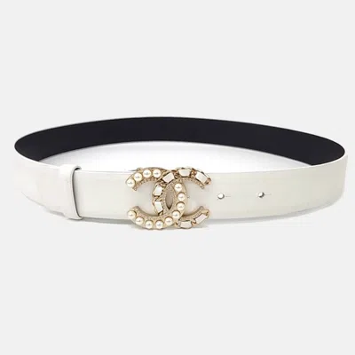 Pre-owned Chanel Logo Belt In White