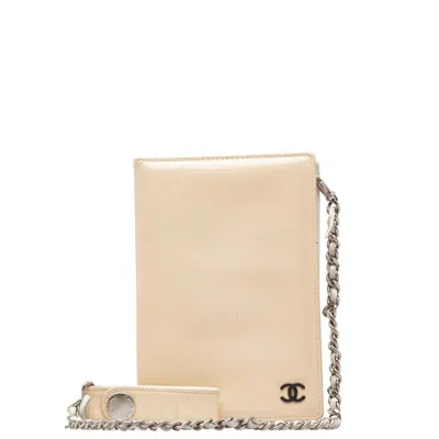 Pre-owned Chanel Logo Cc Beige Leather Wallet  ()