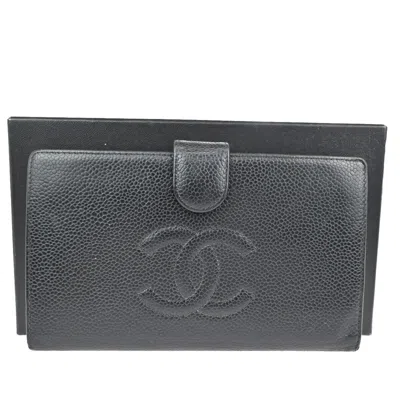 Pre-owned Chanel Logo Cc Calfskin Wallet () In Black