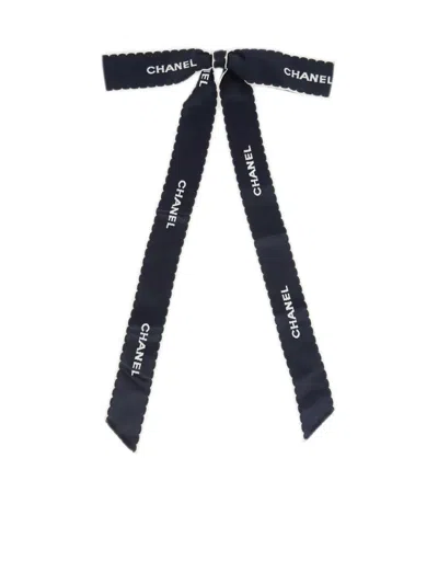 Pre-owned Chanel Logo-embroidered Bow Brooch In Black