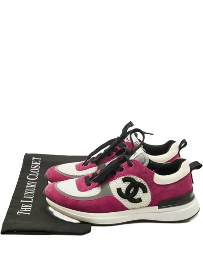 Pre-owned Chanel Logo-patch Suede Sneakers In Purple