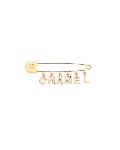 Pre-owned Chanel Logo Pin Brooch In Gold