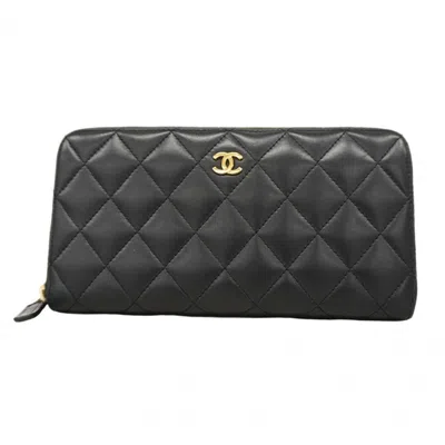 Pre-owned Chanel Long Wallet (bi-fold) () In Black