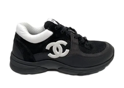 Pre-owned Chanel Low Top Trainer Sneakers In Black/white