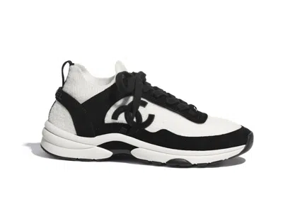 Pre-owned Chanel Low Top Trainer (women's) Sneakers In White/black In Multi