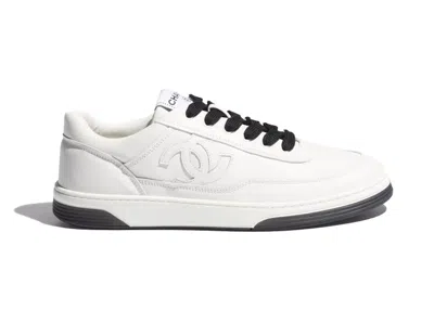 Pre-owned Chanel Low Top Trainer (women's) Sneakers In White/black