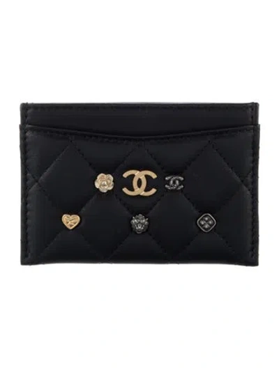 Pre-owned Chanel Lucky Charms Interlocking Cc Logo Card Holder In Black