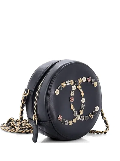 Pre-owned Chanel Lucky Charms Round With Chain Embellished Lambskin Clutch Bag In Black