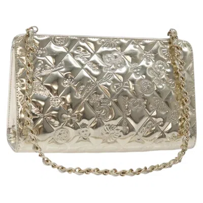 Pre-owned Chanel Lucky Symbols Pochette Embossed Quilted Patent Patent_leather Clutche & Pouche Bag () In Silver
