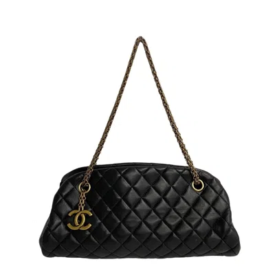 Pre-owned Chanel Mademoiselle Black Leather Shoulder Bag ()