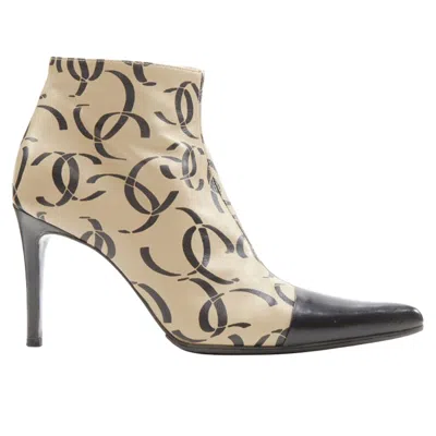 Pre-owned Chanel Marked Cc Logo Toe Cap Ankle Bootie In Sand