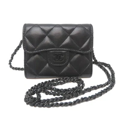 Pre-owned Chanel Matelasse Black Leather Chain/shoulder Wallet ()