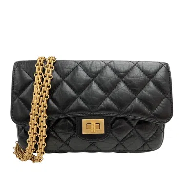 Pre-owned Chanel Matelasse Black Leather Chain/shoulder Wallet ()