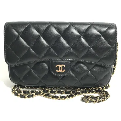 Pre-owned Chanel Matelasse Black Leather Chain/shoulder Wallet ()