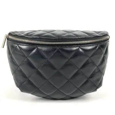 Pre-owned Chanel Matelasse Black Leather Fanny Pack Shoulder Bag ()