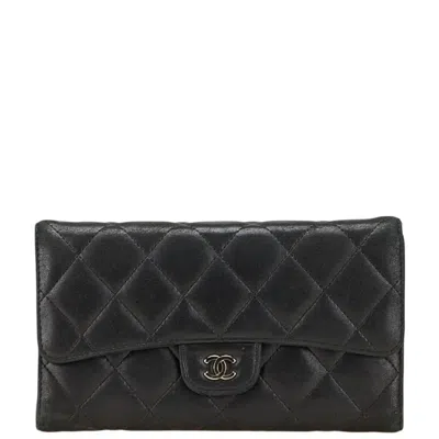 Pre-owned Chanel Matelasse Black Leather Long Wallet (bi-fold) ()