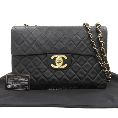 Pre-owned Chanel Matelasse Black Leather Shoulder Bag ()