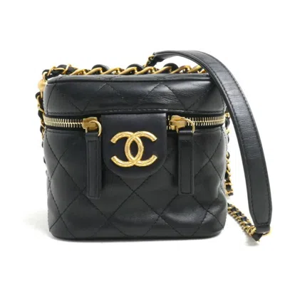Pre-owned Chanel Matelasse Black Leather Shoulder Bag ()