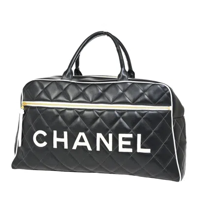 Pre-owned Chanel Matelassé Black Leather Travel Bag ()