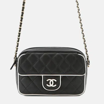 Pre-owned Chanel Matelasse Black/white Lambskin Chain Clutch Bag
